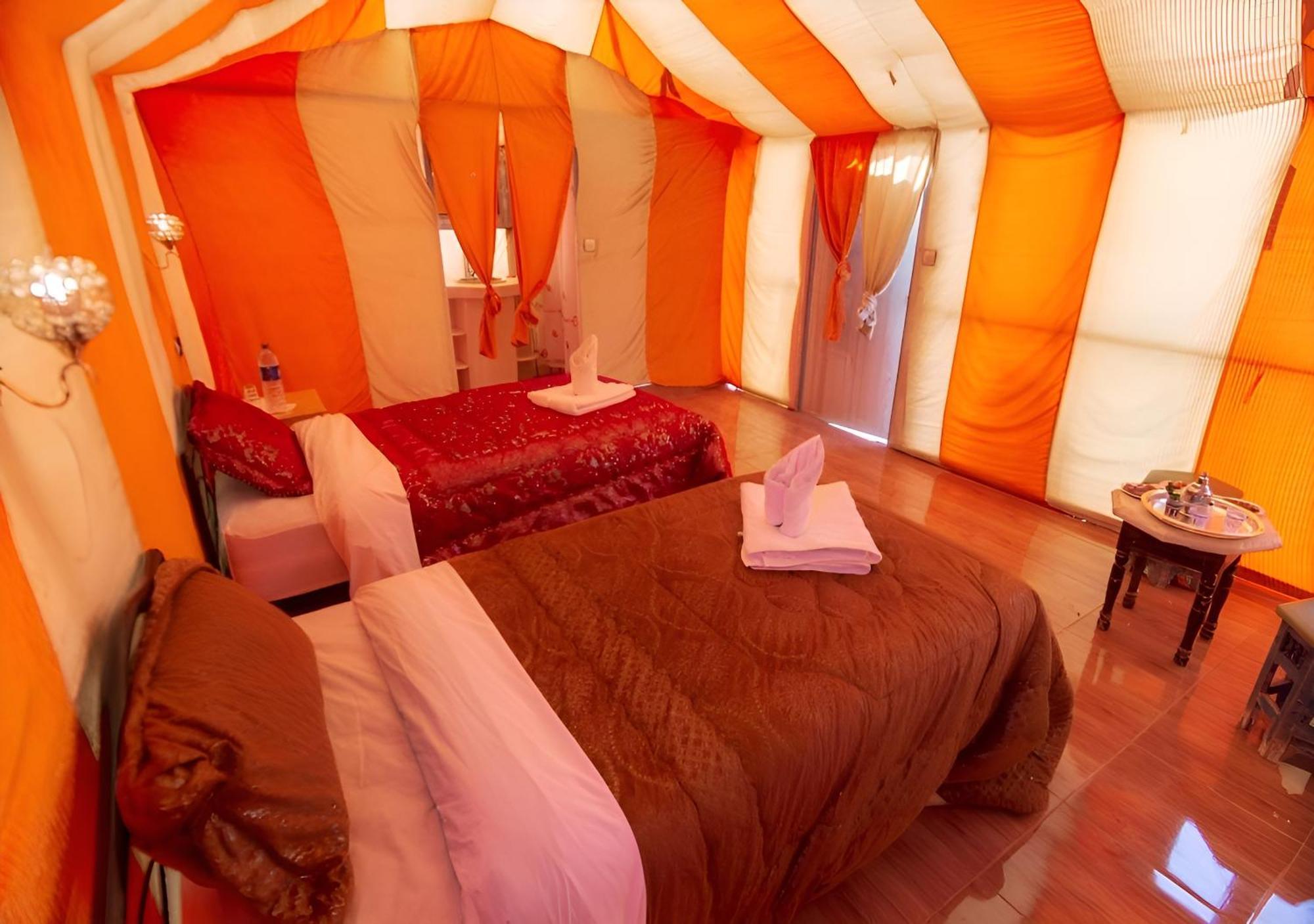 Merzouga Lovely Luxury Camp Exterior photo