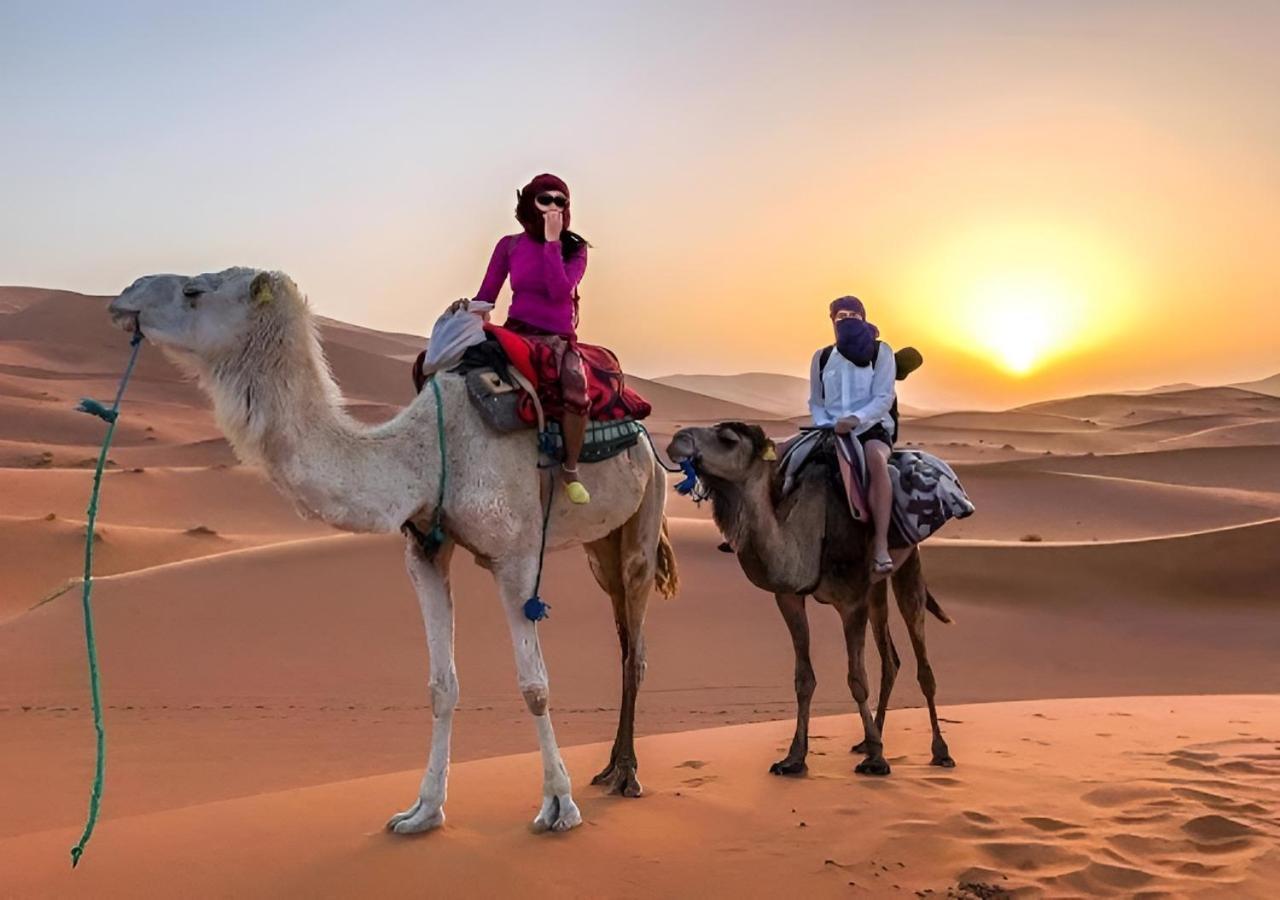 Merzouga Lovely Luxury Camp Exterior photo