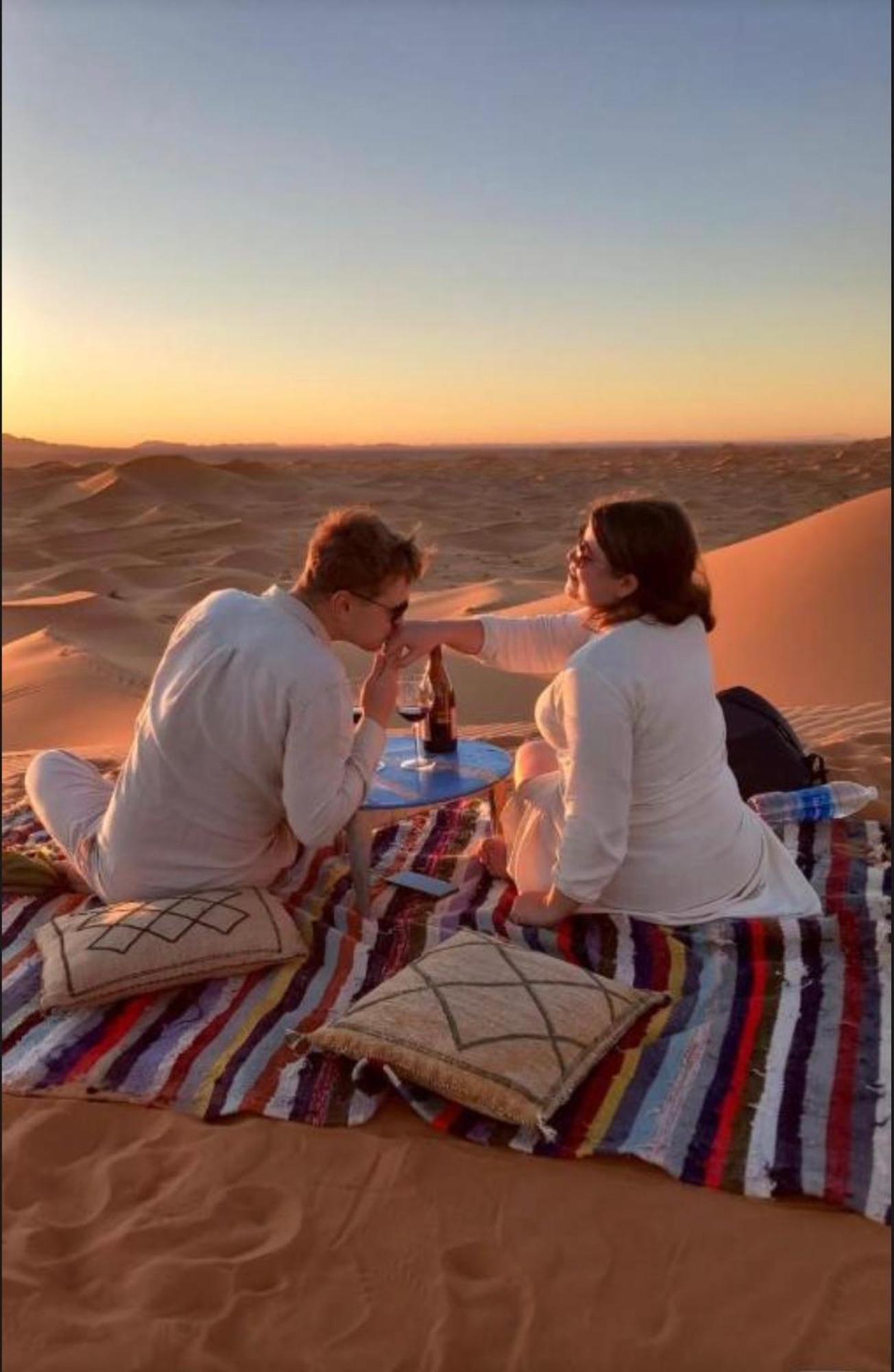Merzouga Lovely Luxury Camp Exterior photo
